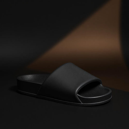 NFC Cloud Slides - black foam slide